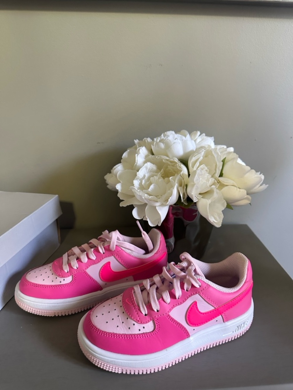 Nike Kids Sneakers Pink and Light Pink